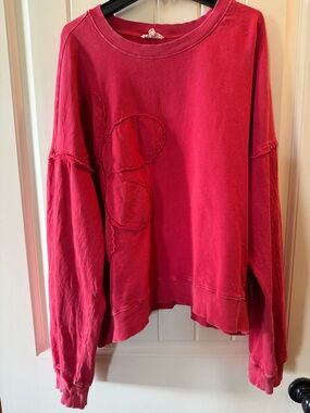 easel Red Patch-Detail Pullover Sweatshirt